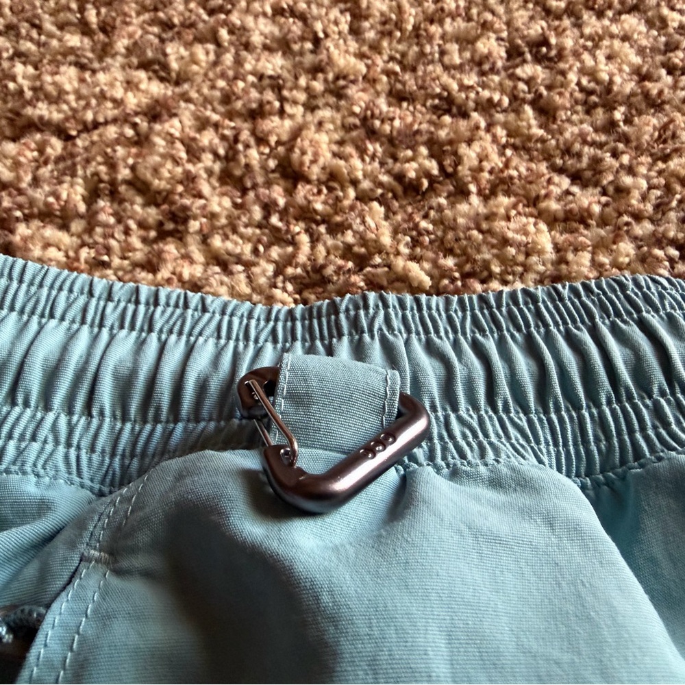 Nike ACG Shorts with 2 bonus items - Picture 8 of 11